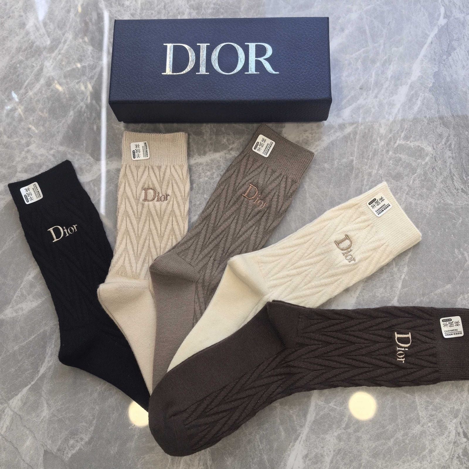 Couple's Stylish Mid-Cut Cotton Socks