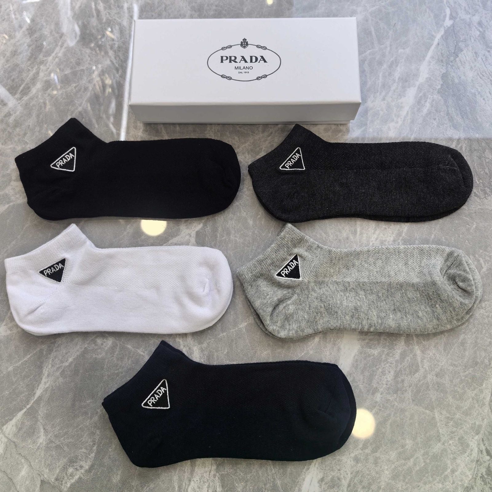 Couple's Stylish Mid-Cut Cotton Socks