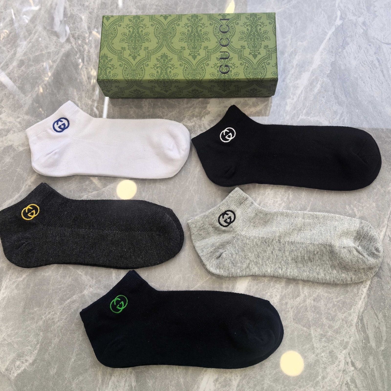 Couple's Stylish Mid-Cut Cotton Socks