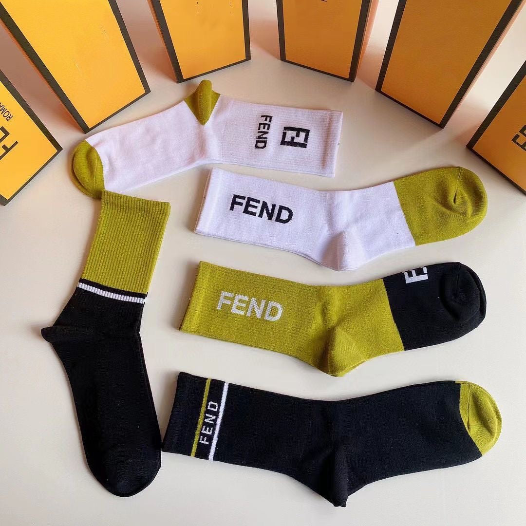 Couple's Stylish Embroidered Cotton Socks