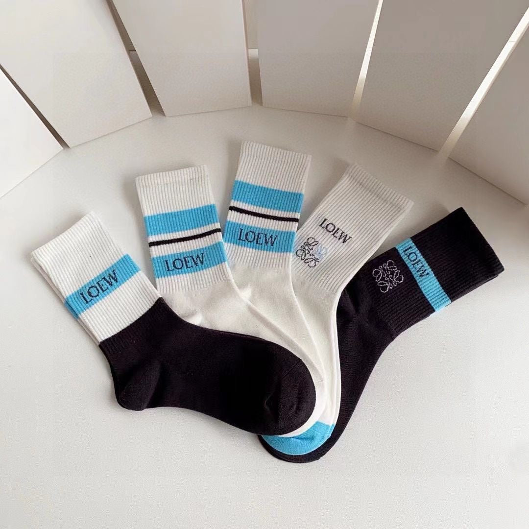 Couple's Stylish Embroidered Cotton Socks