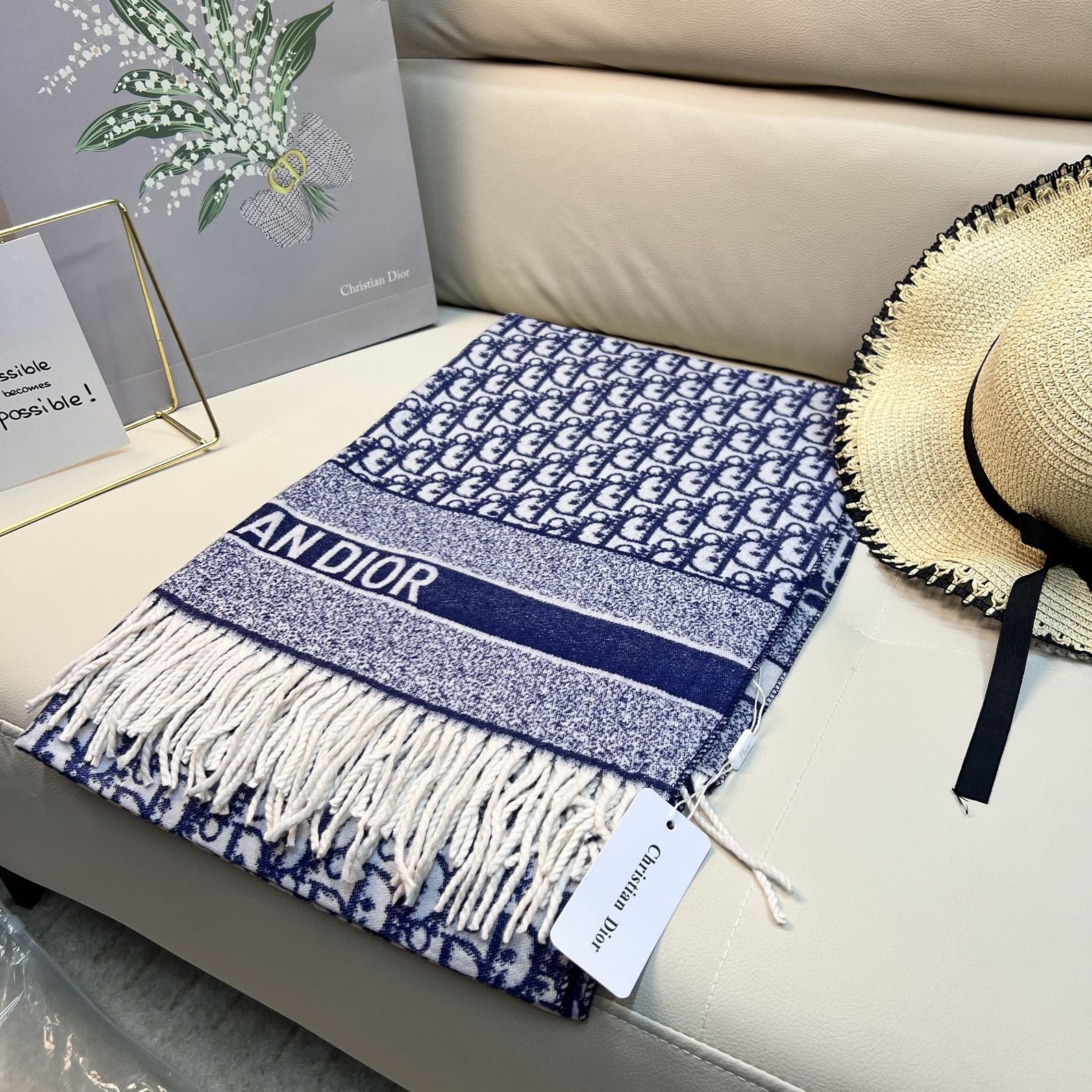 Women's Fashionable Versatile Cashmere Scarf/Shawl