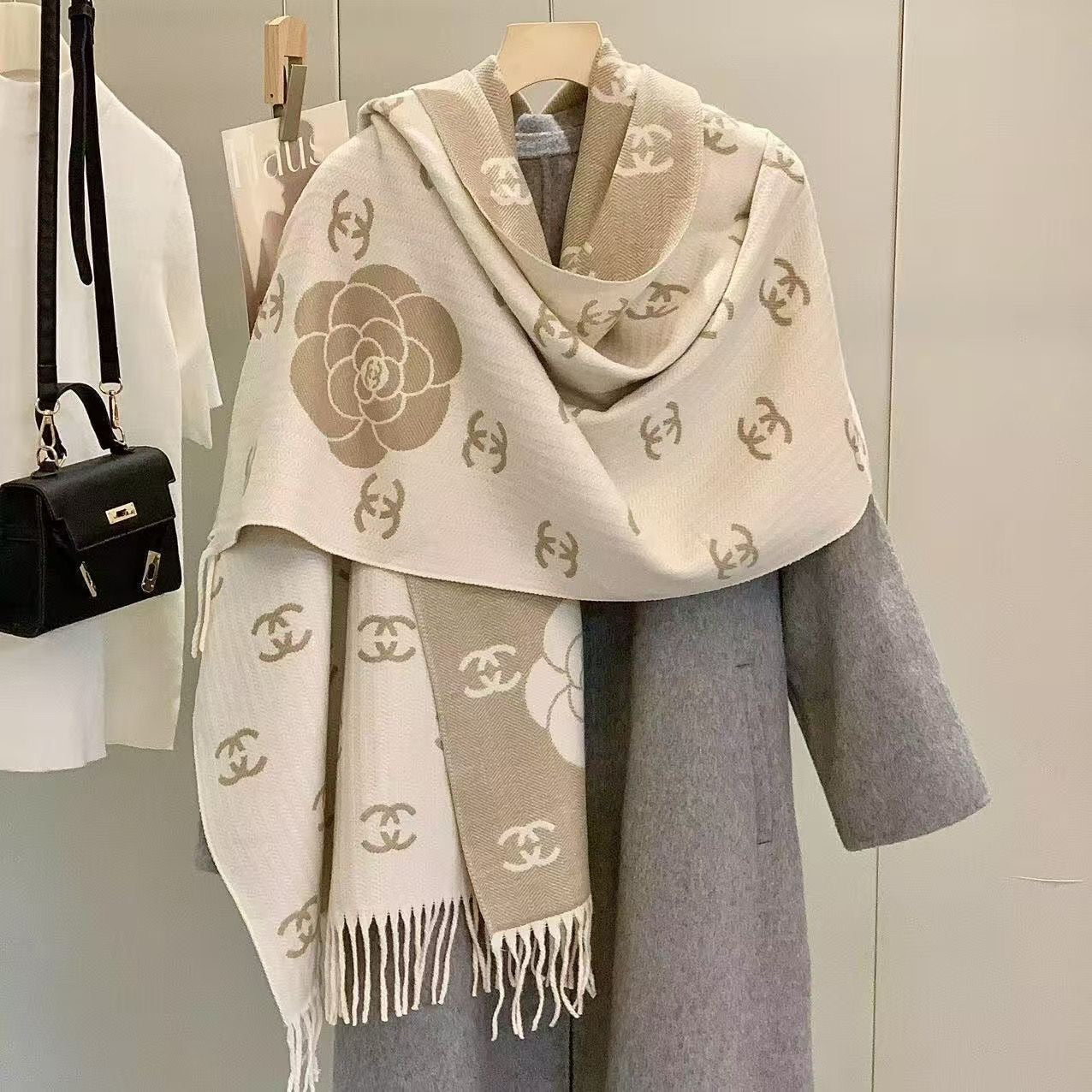 Women's Fashionable Versatile Cashmere Scarf/Shawl