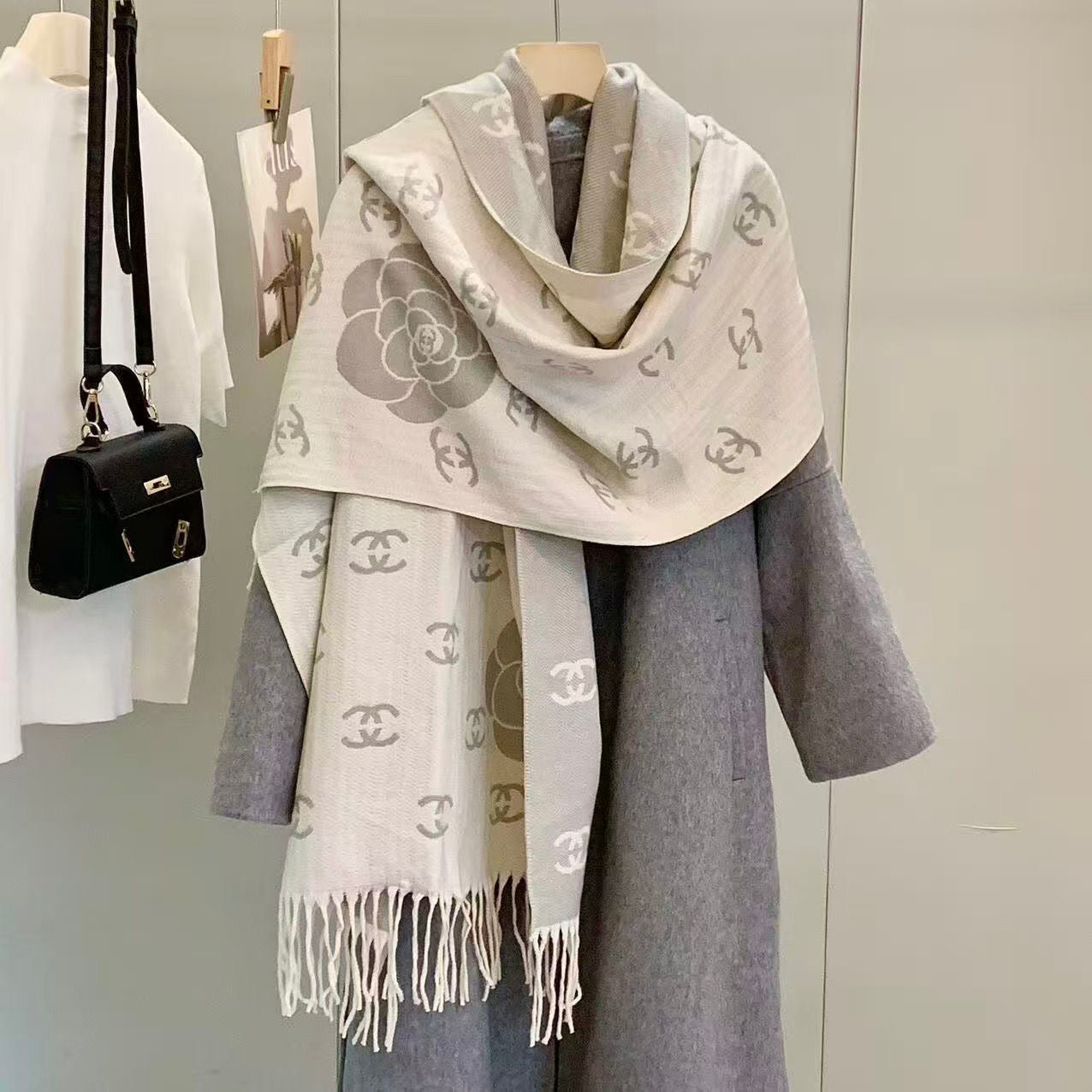 Women's Fashionable Versatile Cashmere Scarf/Shawl