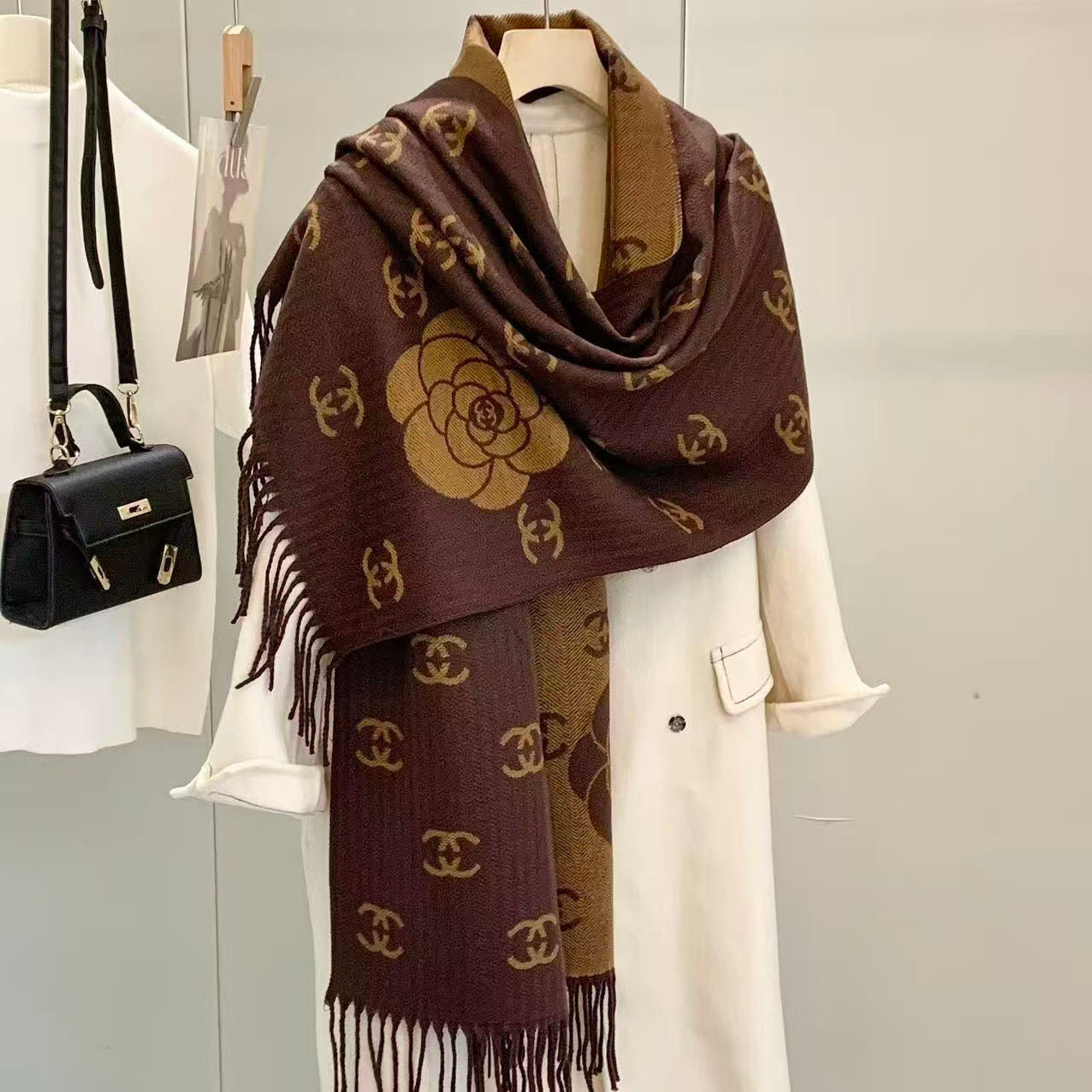 Women's Fashionable Versatile Cashmere Scarf/Shawl