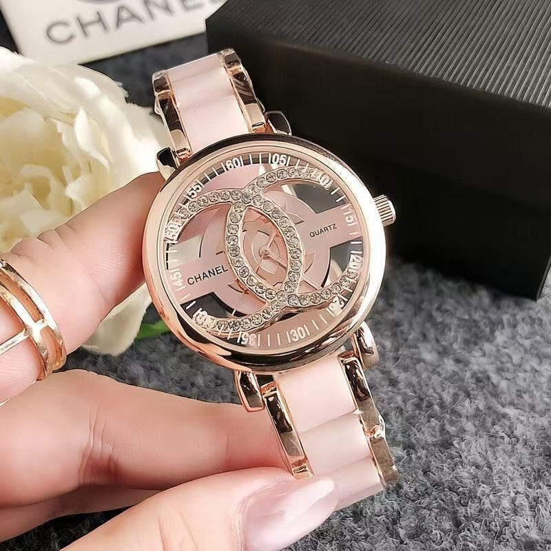 Women's Fashion Diamond-Set Quartz Watch