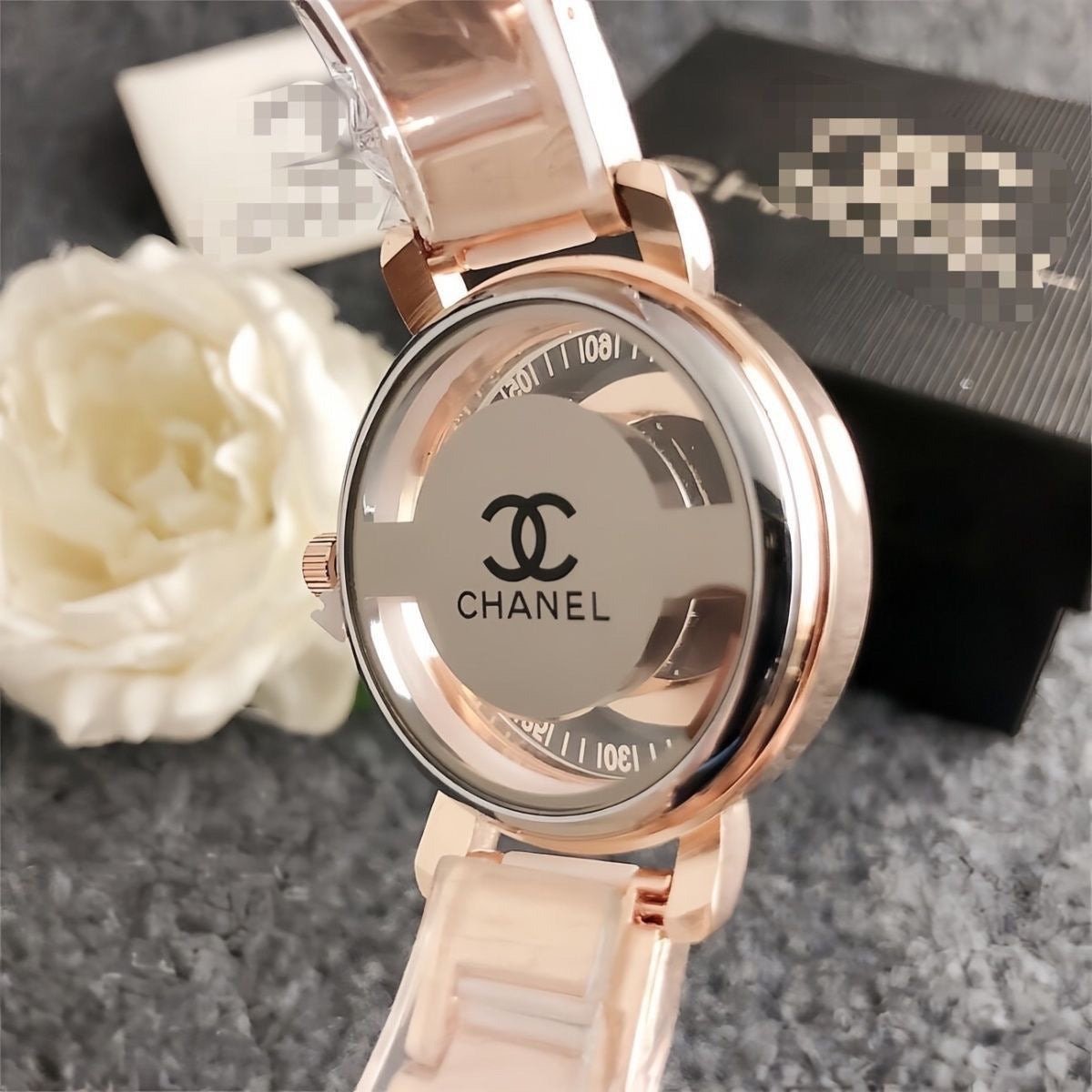 Women's Fashion Diamond-Set Quartz Watch