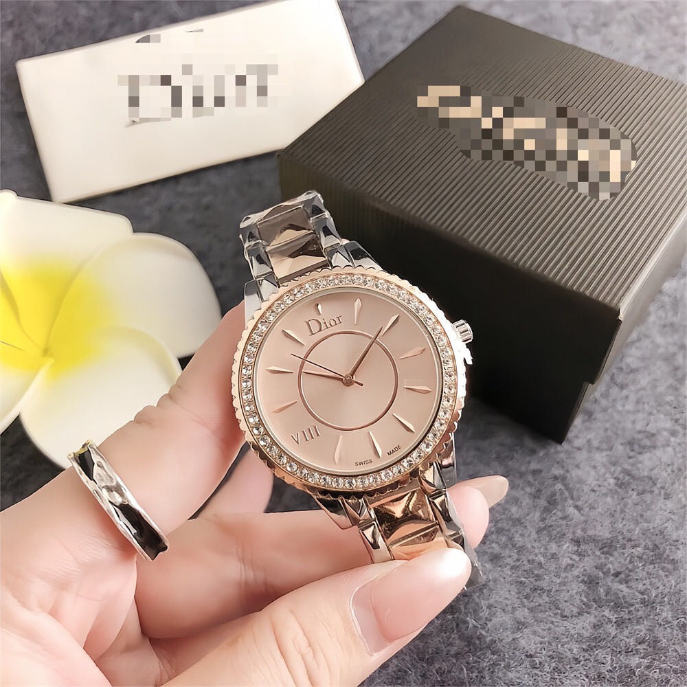 Women's Fashion Diamond-Set Watch