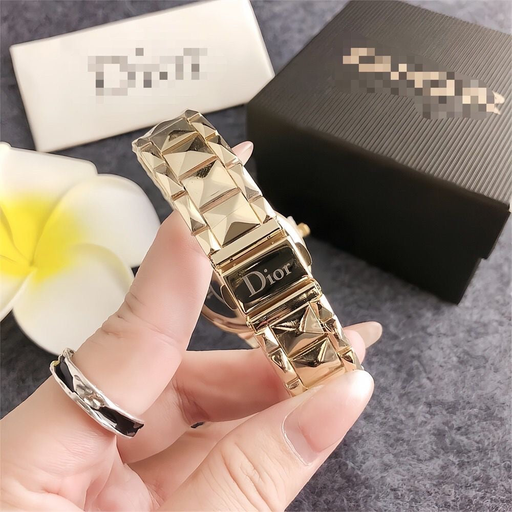 Women's Fashion Diamond-Set Watch