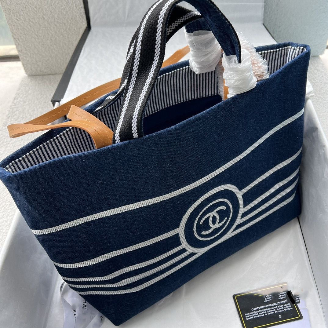 Women's Fashionable Casual Large Capacity Tote Bag