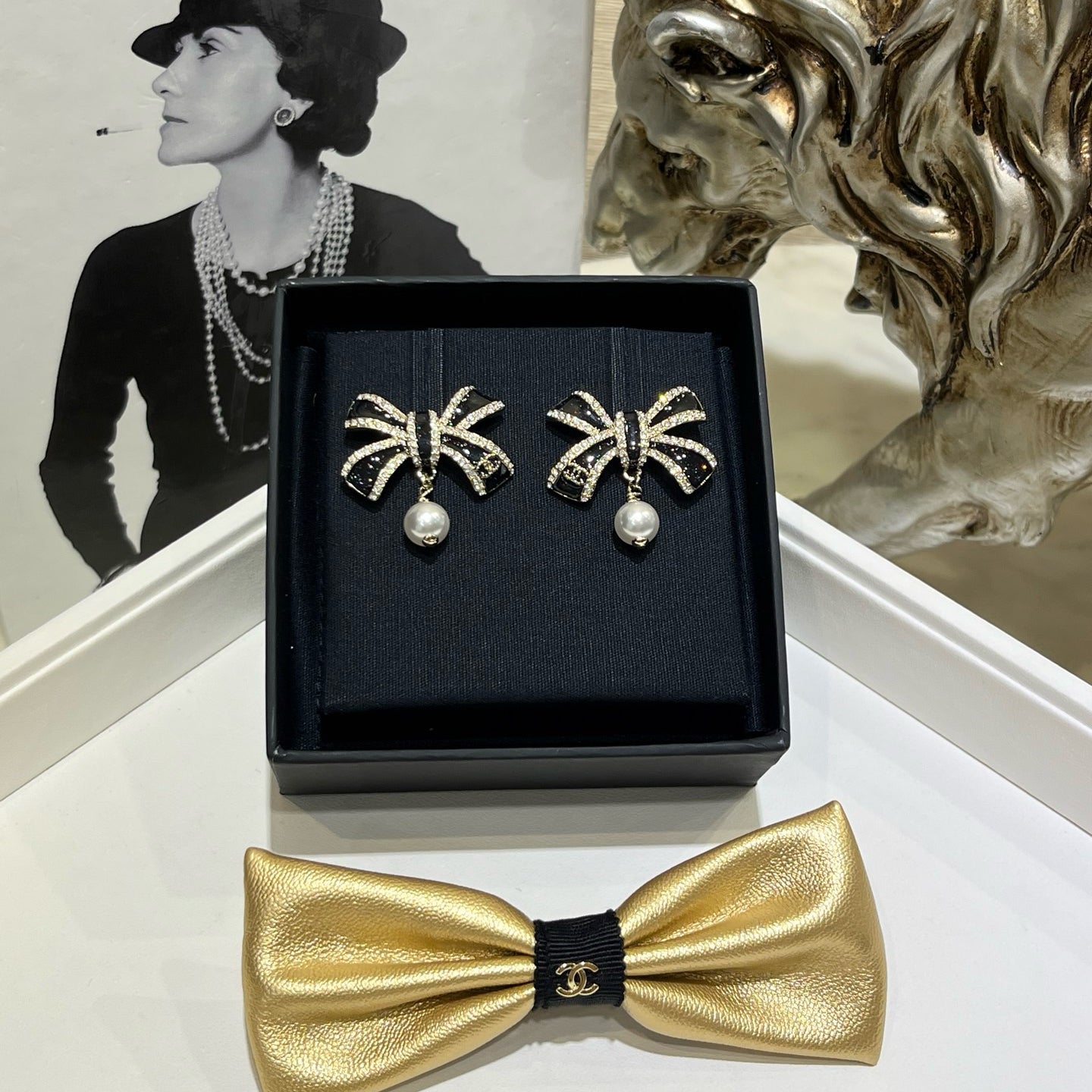 New Women's Bow Pearl Pendant Earrings