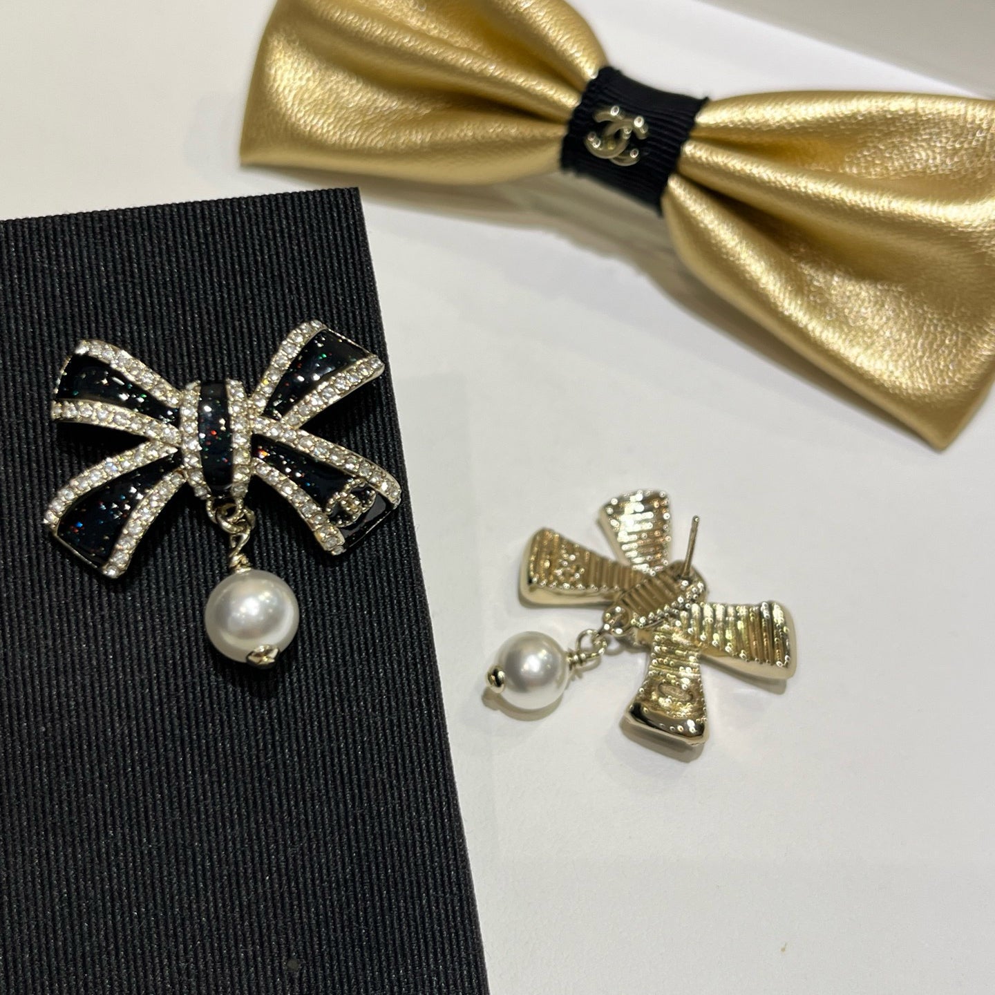 New Women's Bow Pearl Pendant Earrings