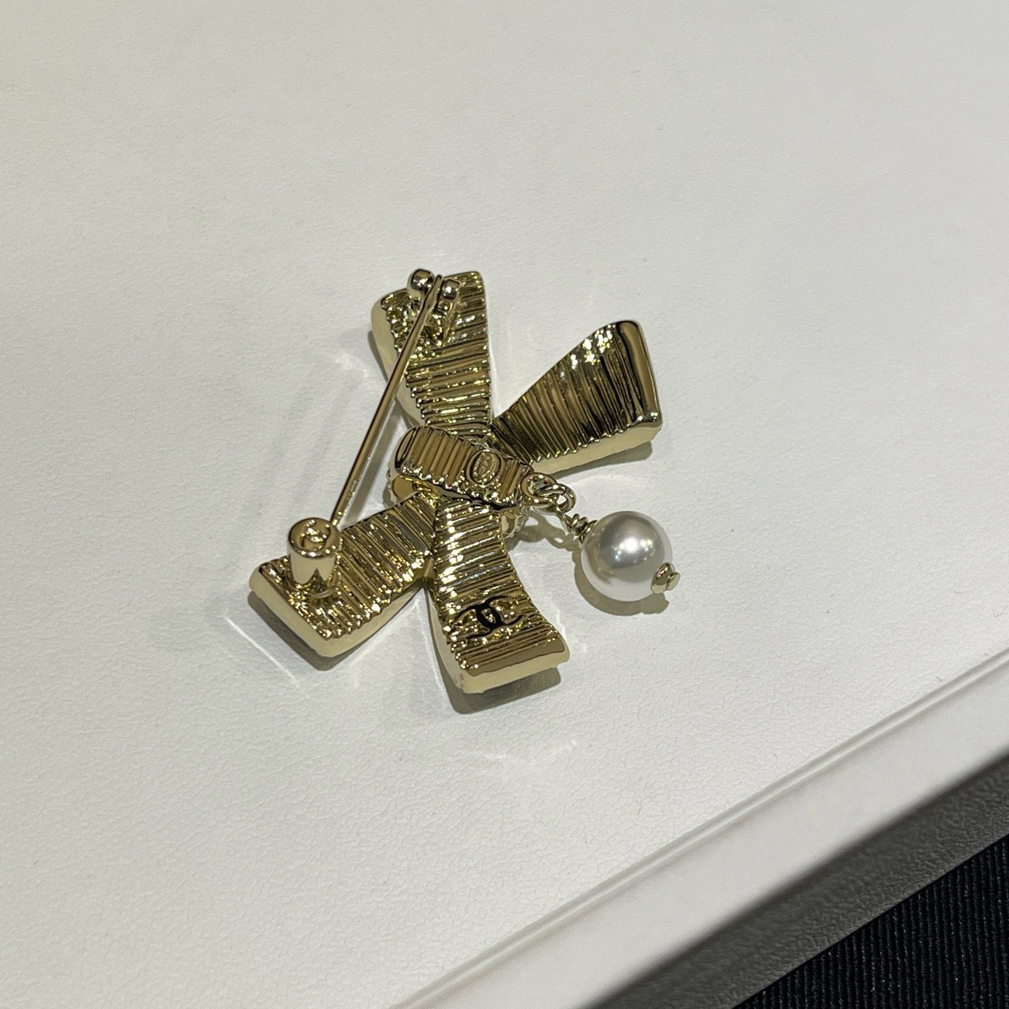 New Women's Fashion Brooch Accessory