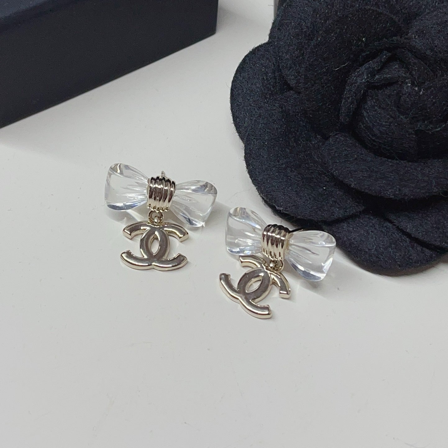 Women's Fashion Bow Earrings