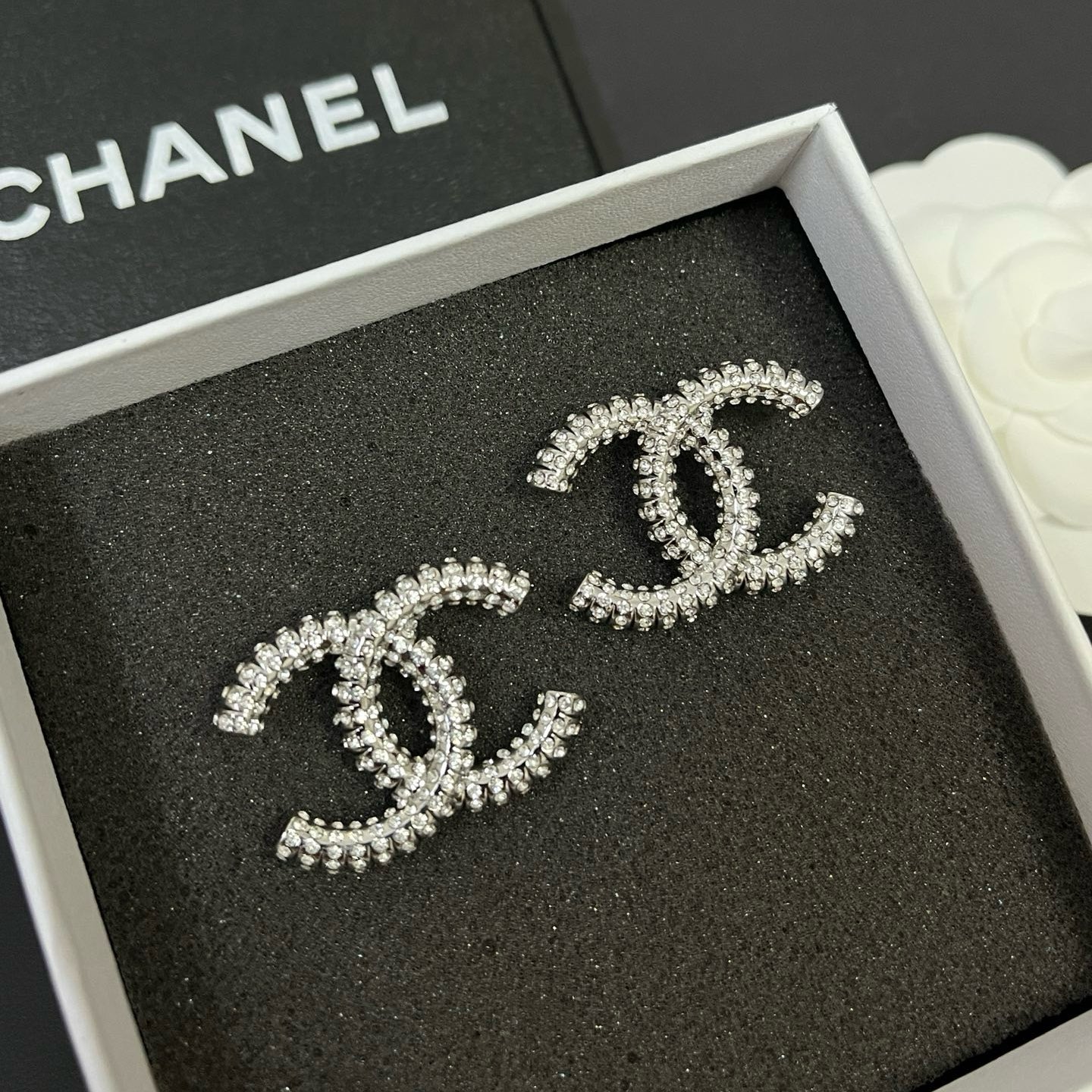 Women's Fashion Rhinestone Earrings