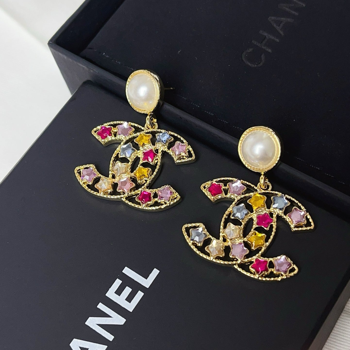 Women's Fashion Colored Diamond Earrings