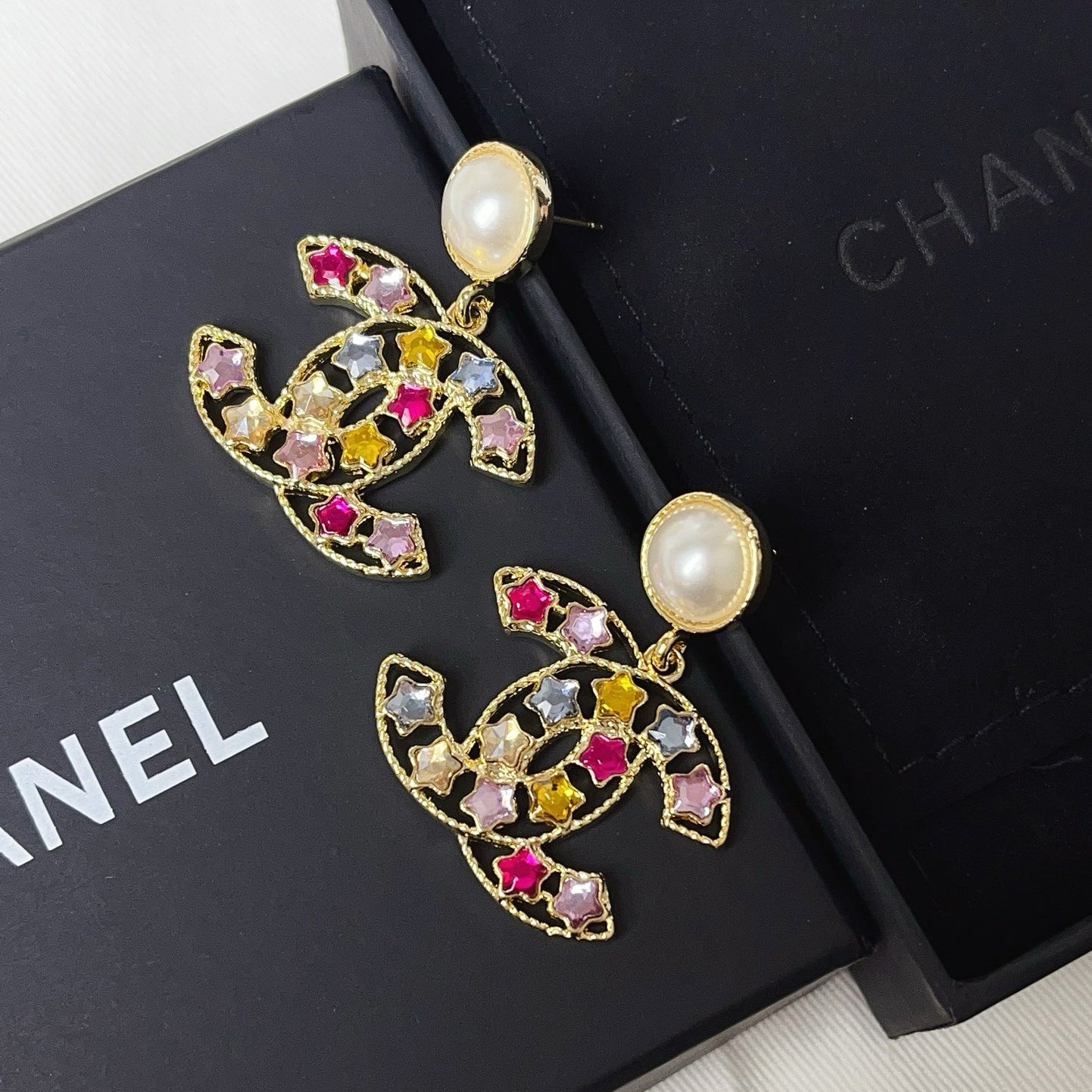 Women's Fashion Colored Diamond Earrings