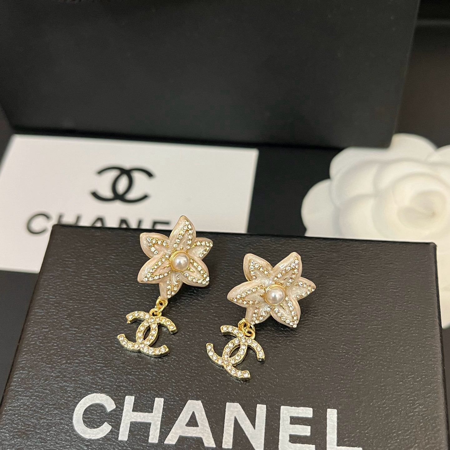 Women's Fashion Rhinestone Earrings