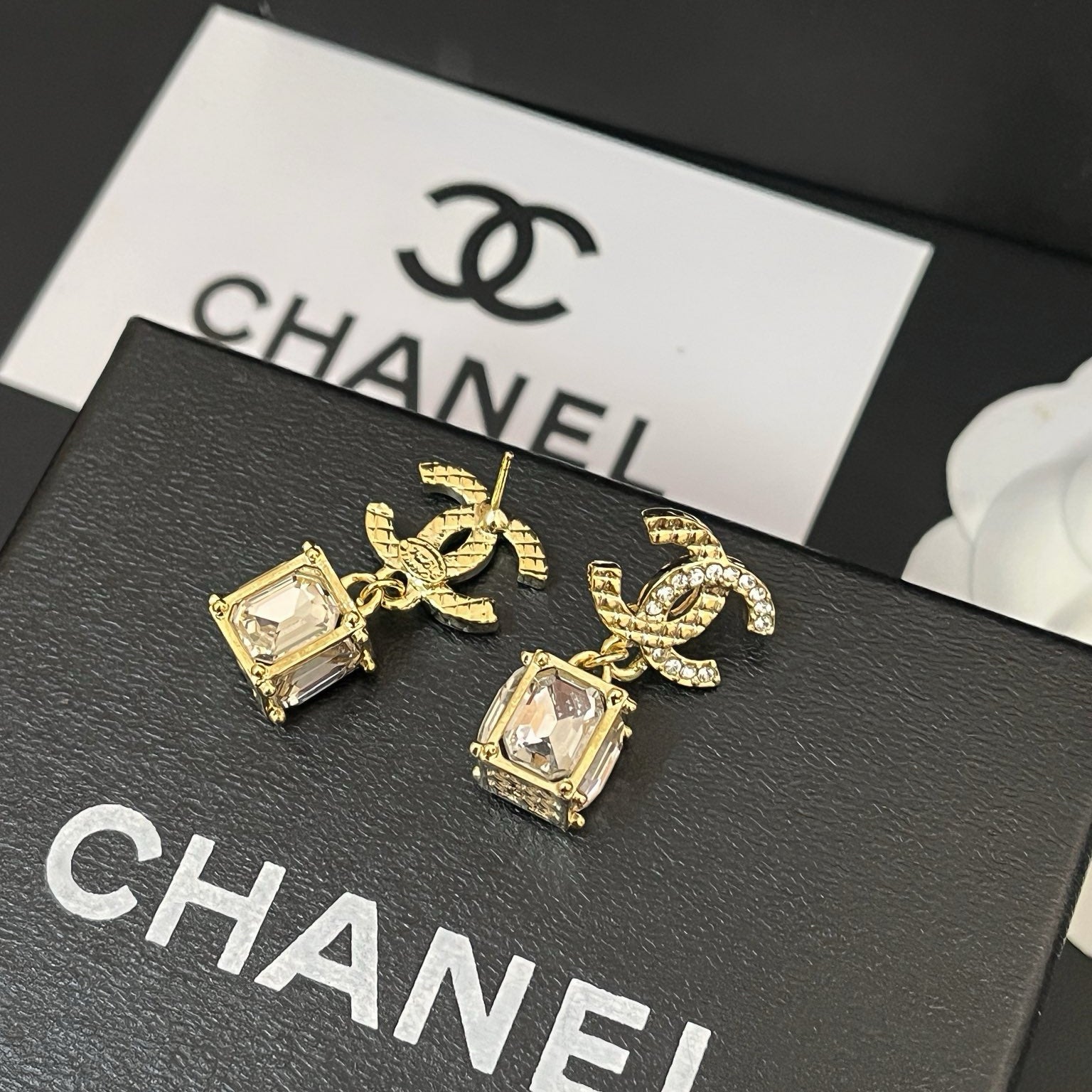 Women's Fashion Rhinestone Earrings