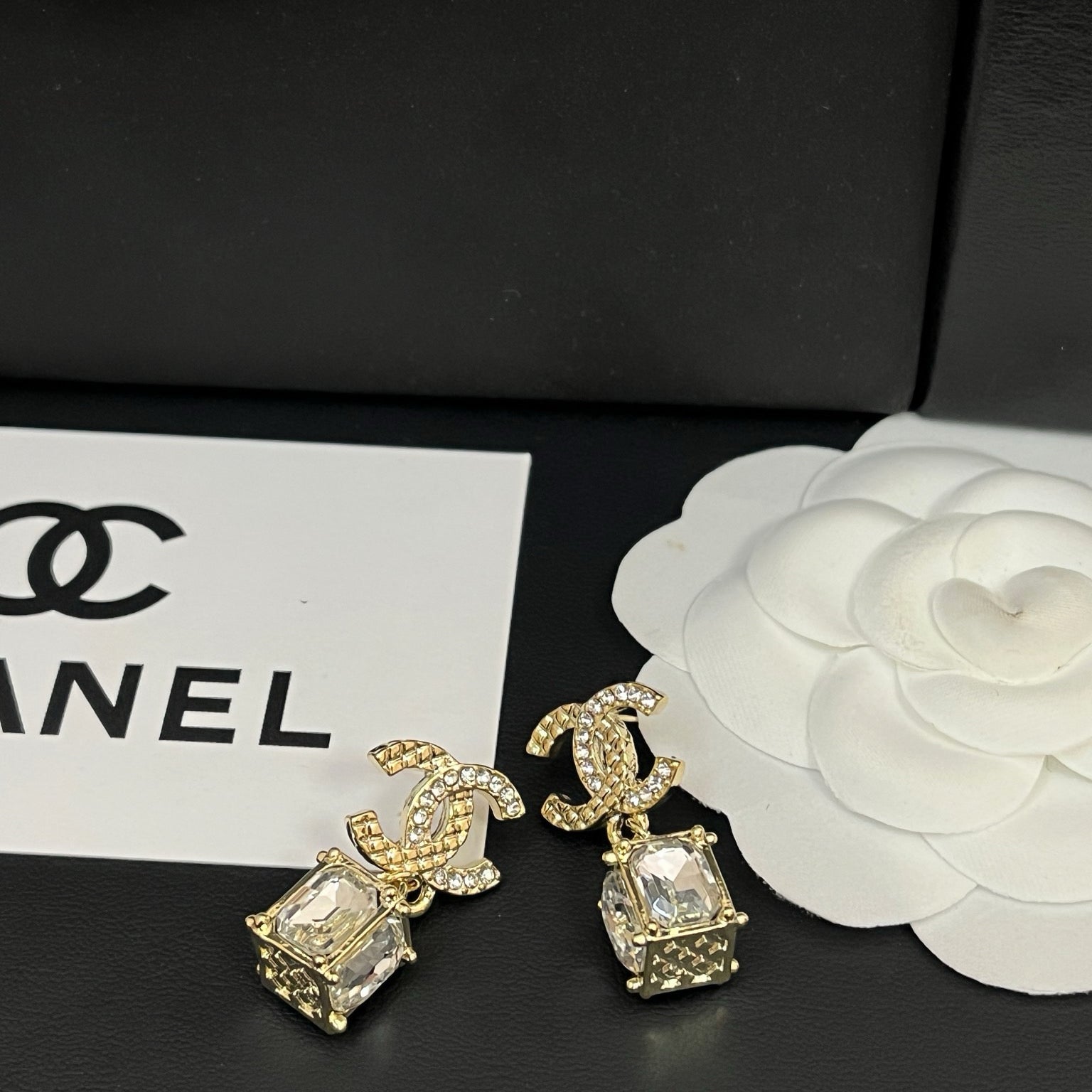 Women's Fashion Rhinestone Earrings