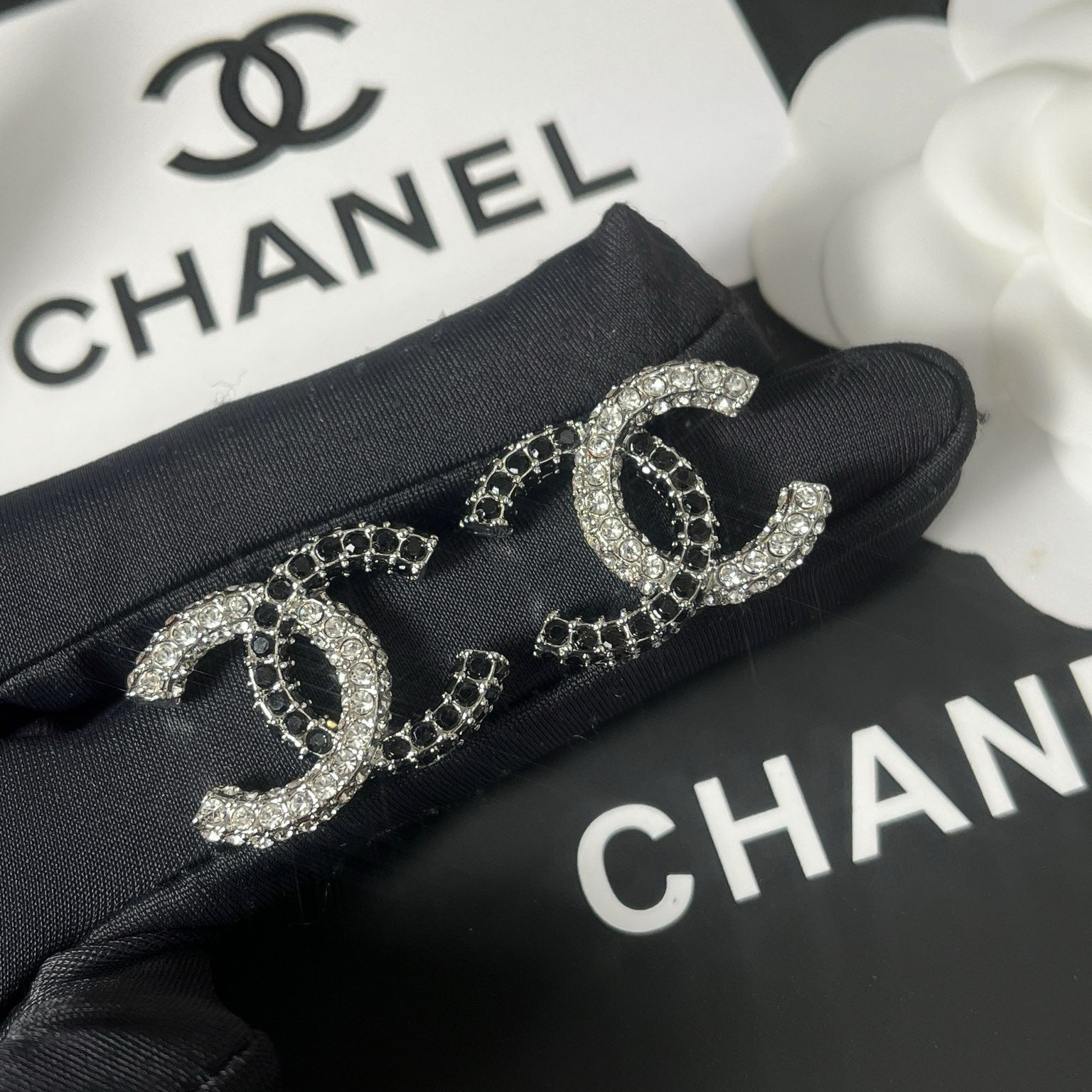 Women's Fashion Rhinestone Earrings