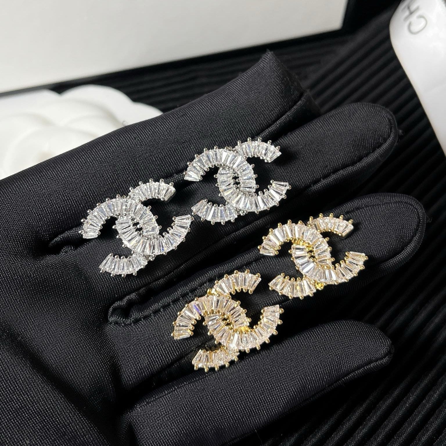 Women's Fashion Rhinestone Earrings
