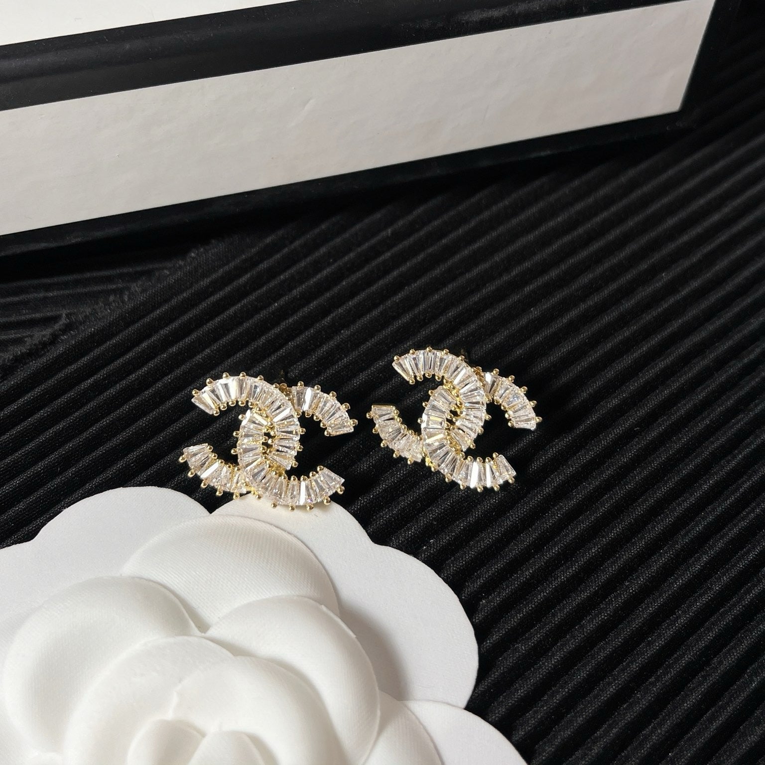 Women's Fashion Rhinestone Earrings