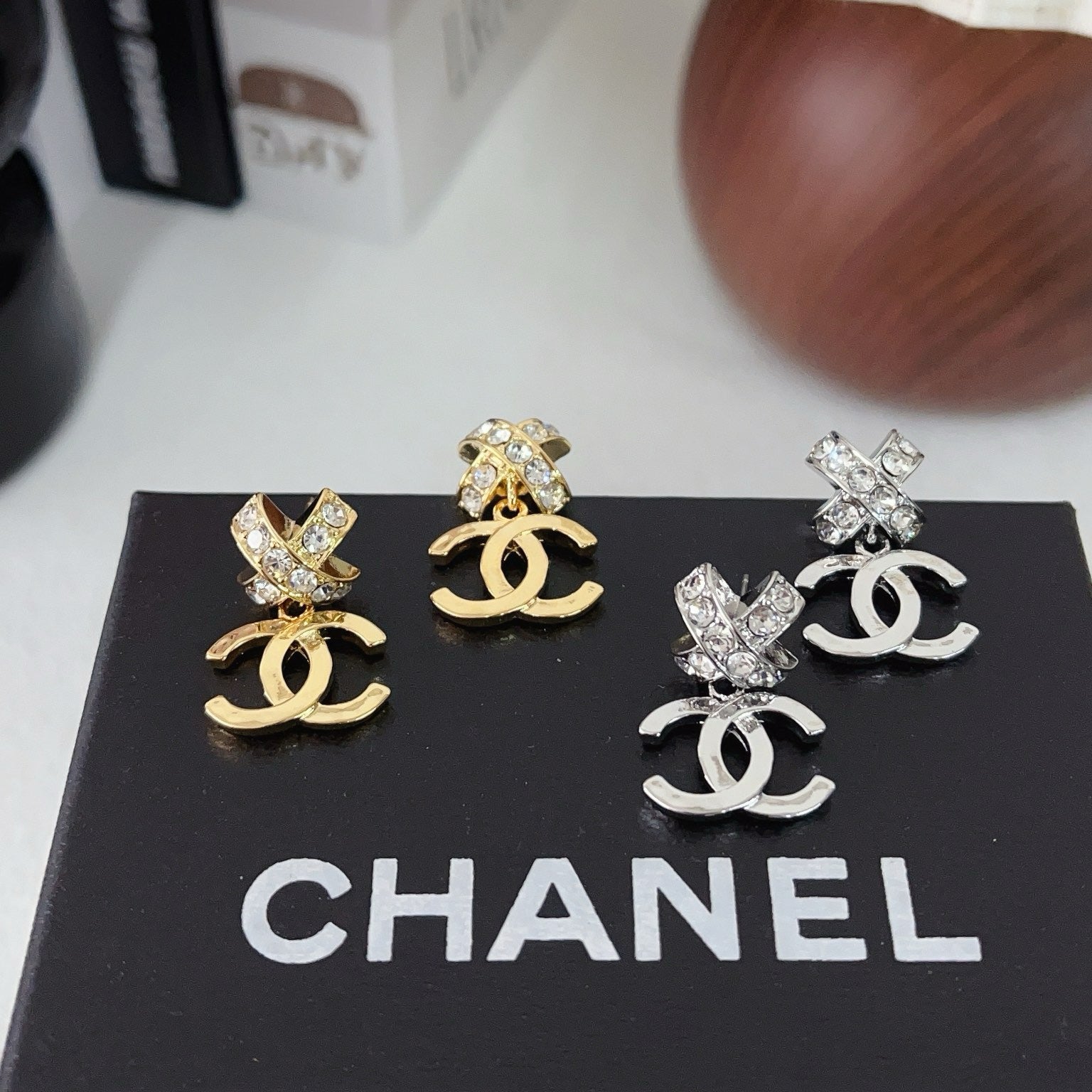 Women's Fashionable Rhinestone Drop Earrings