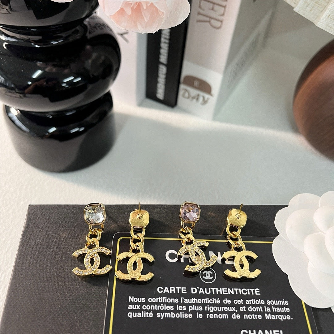 Women's Fashionable Rhinestone Drop Earrings