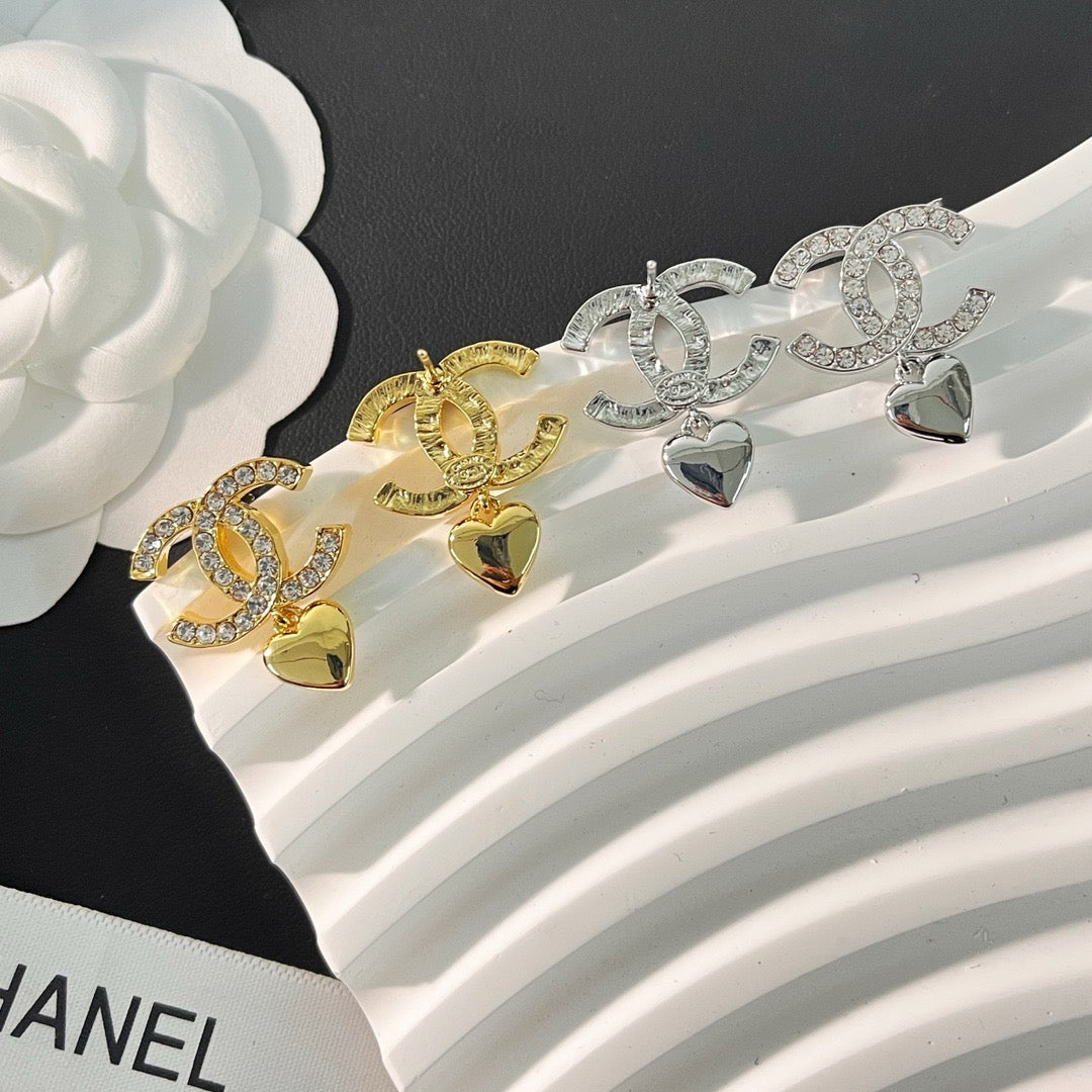 Women's Fashionable Rhinestone Drop Earrings