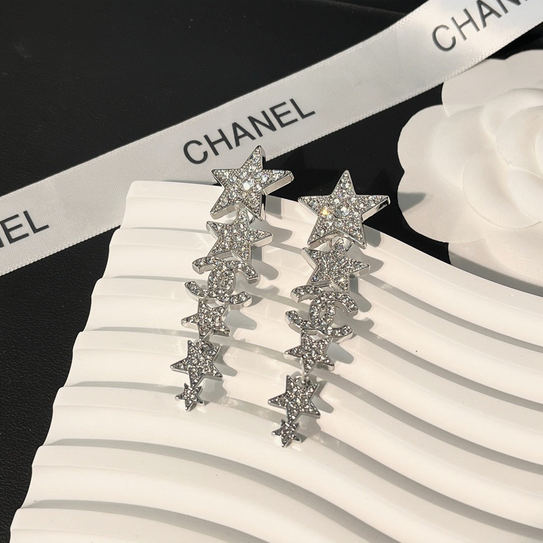 Women's Fashionable Rhinestone Drop Earrings