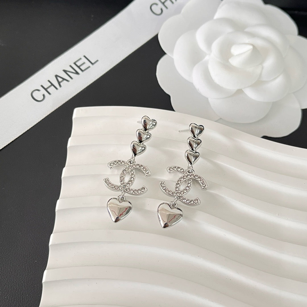 Women's Fashionable Rhinestone Drop Earrings