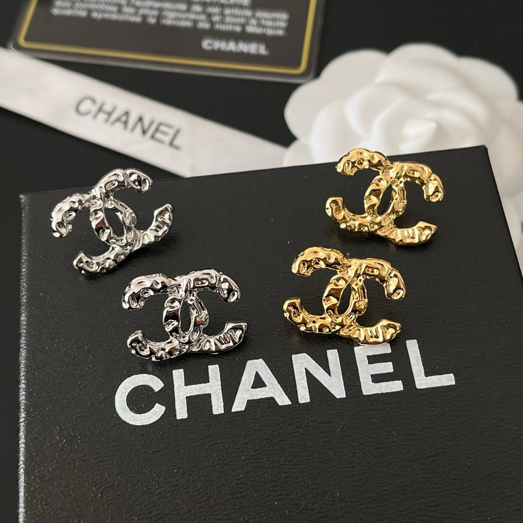 Women's Stylish and Simple Earrings