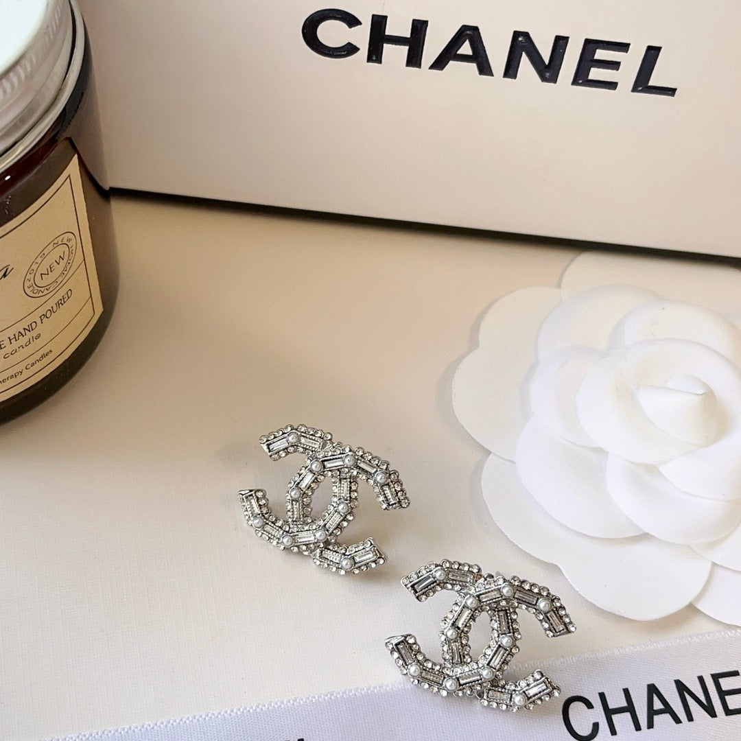 Women's Fashion Rhinestone Earrings