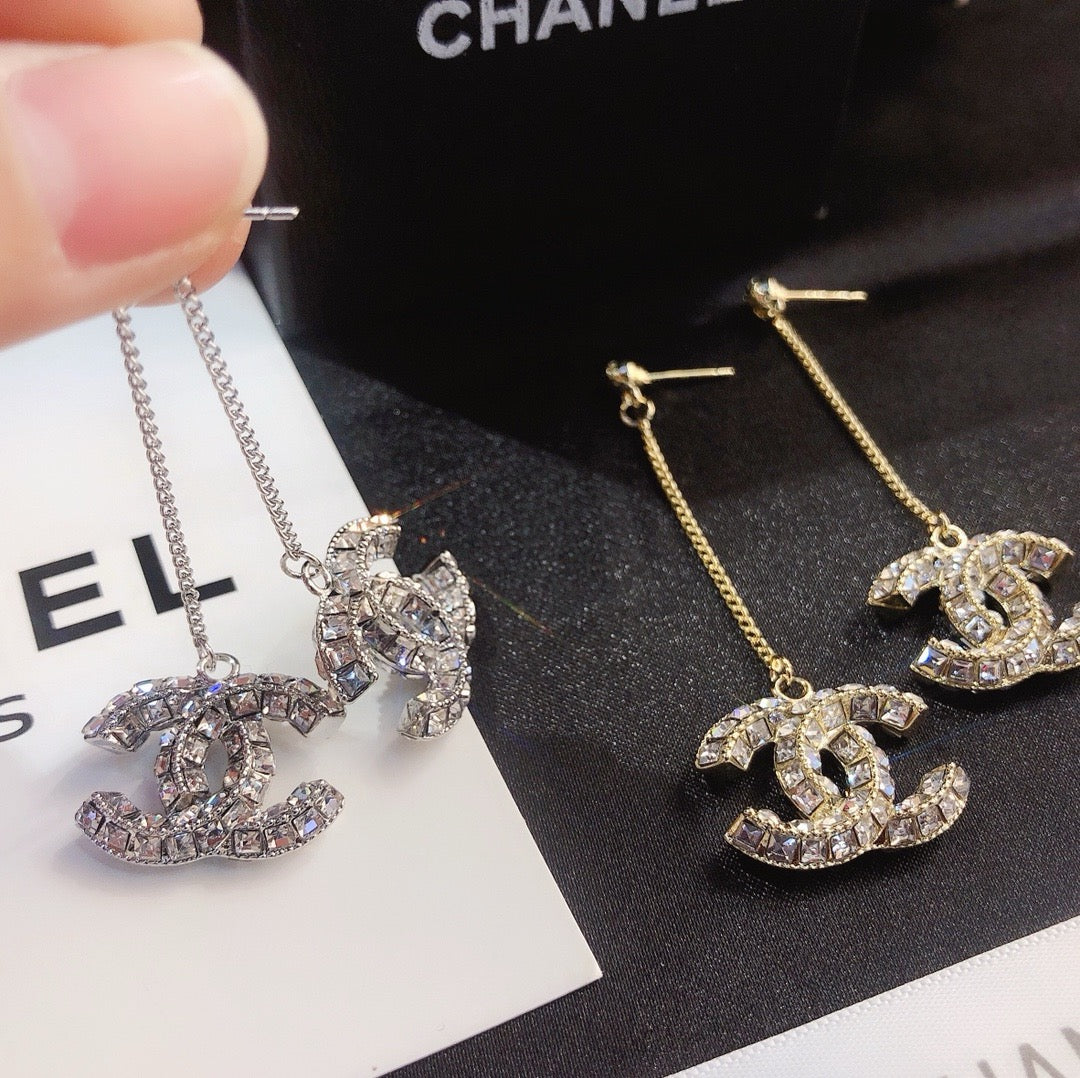 Women's Fashionable Rhinestone Drop Earrings