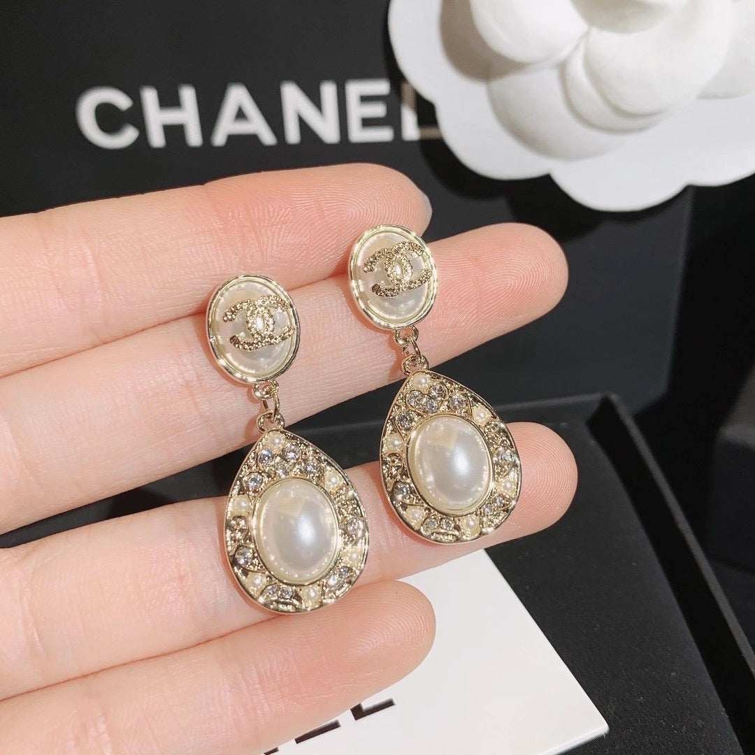 Women's Fashion Rhinestone Earrings
