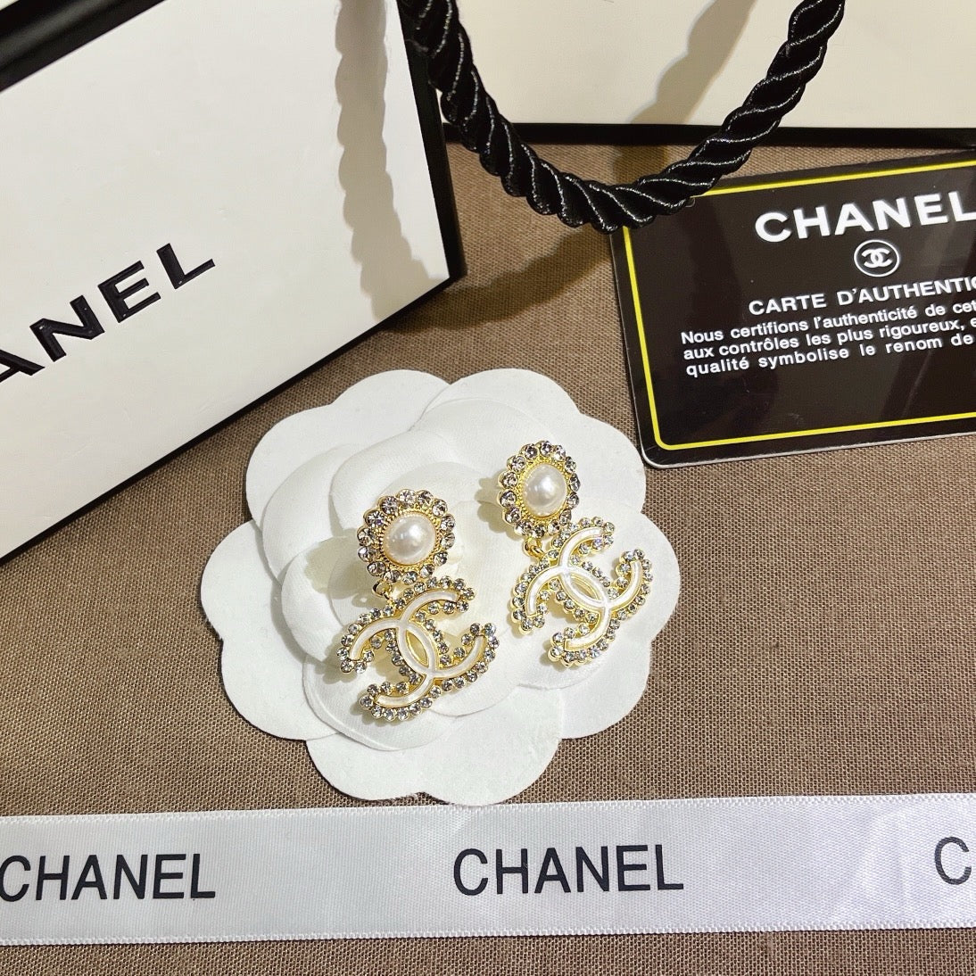 Women's Fashionable Rhinestone Drop Earrings