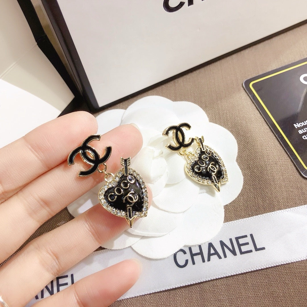 Women's Fashionable Rhinestone Drop Earrings