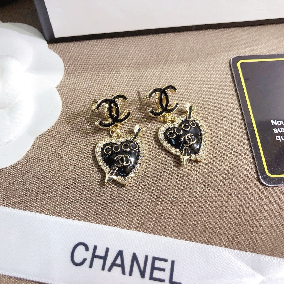 Women's Fashionable Rhinestone Drop Earrings