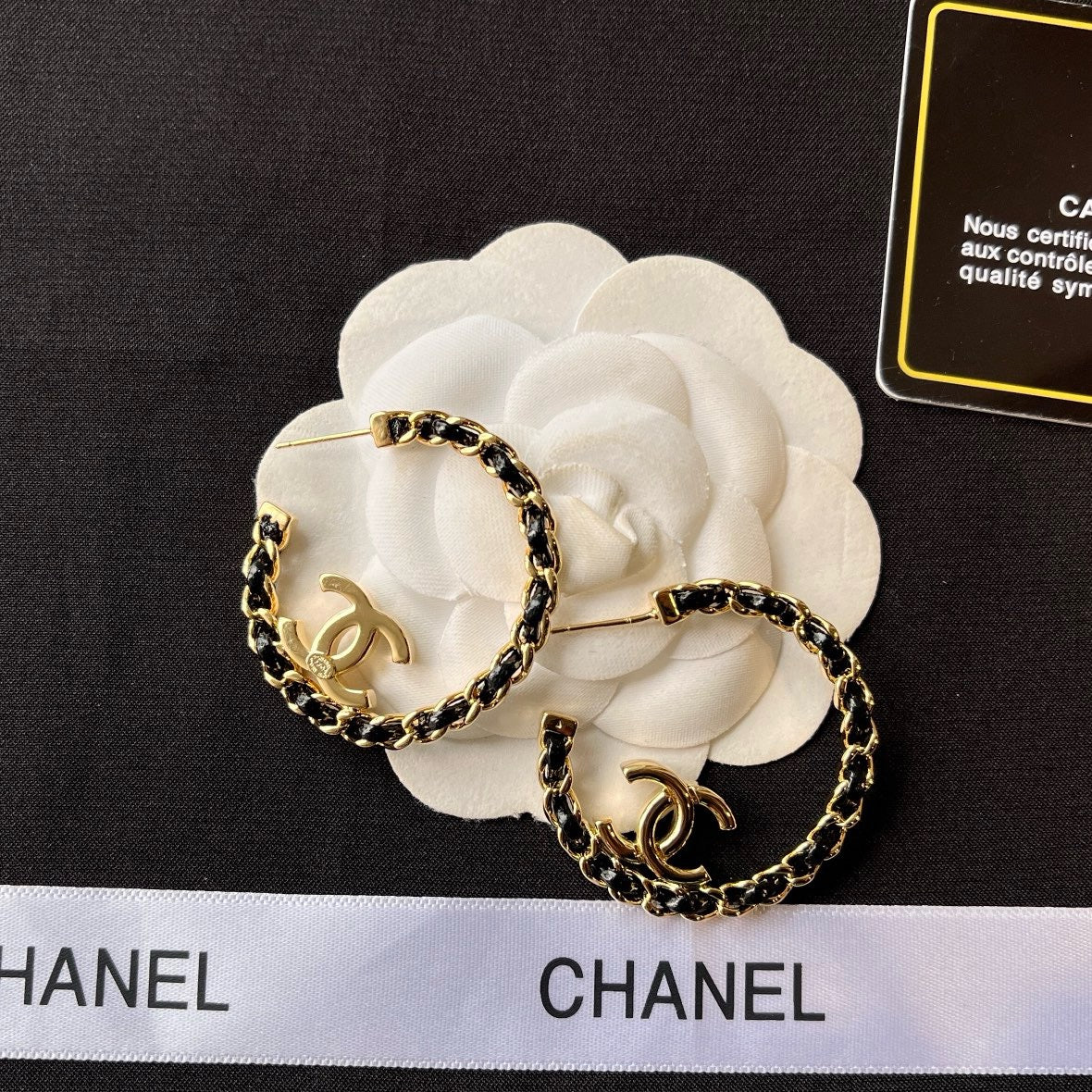 Women's Fashionable Large Hoop Earrings