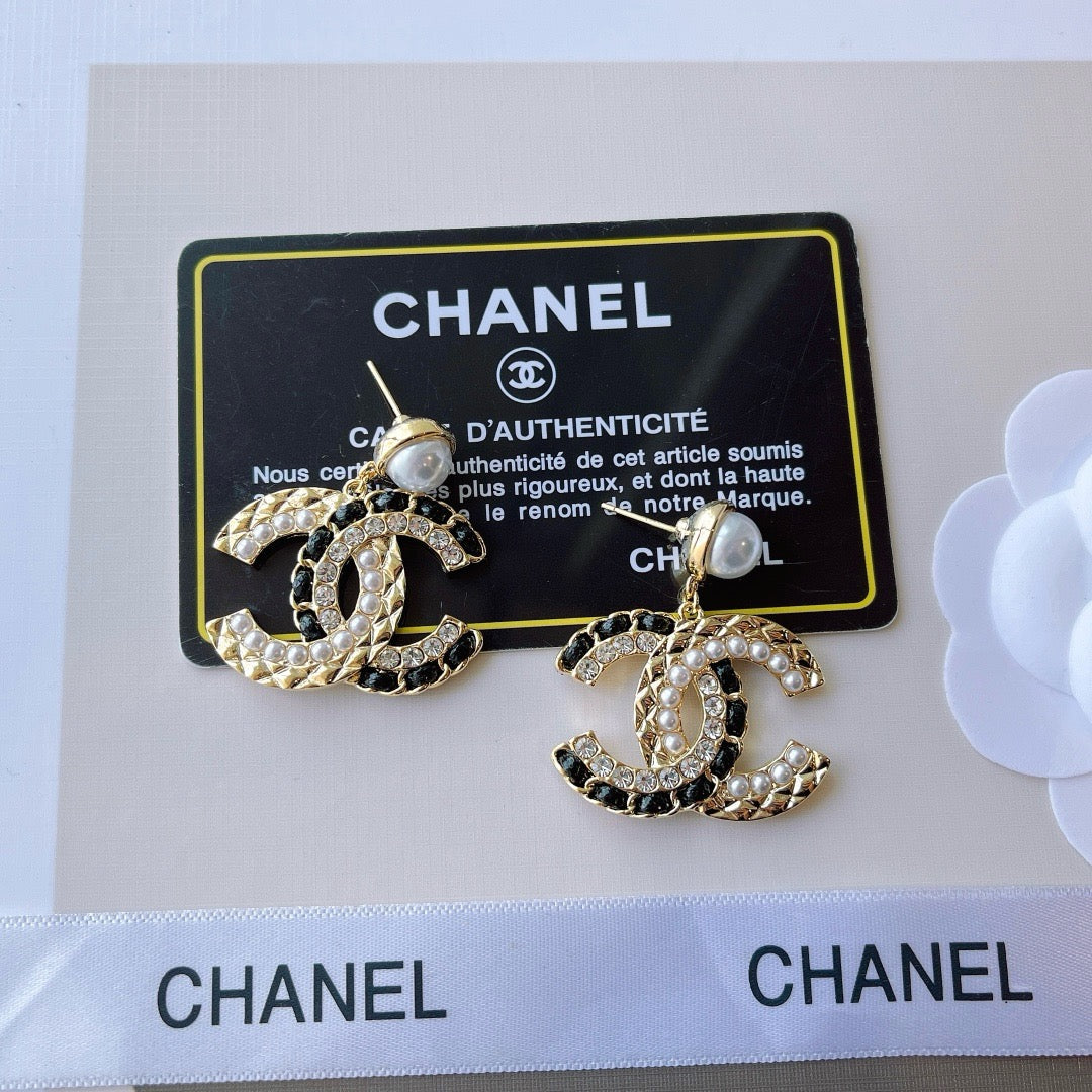 Women's Fashionable Drop Earrings