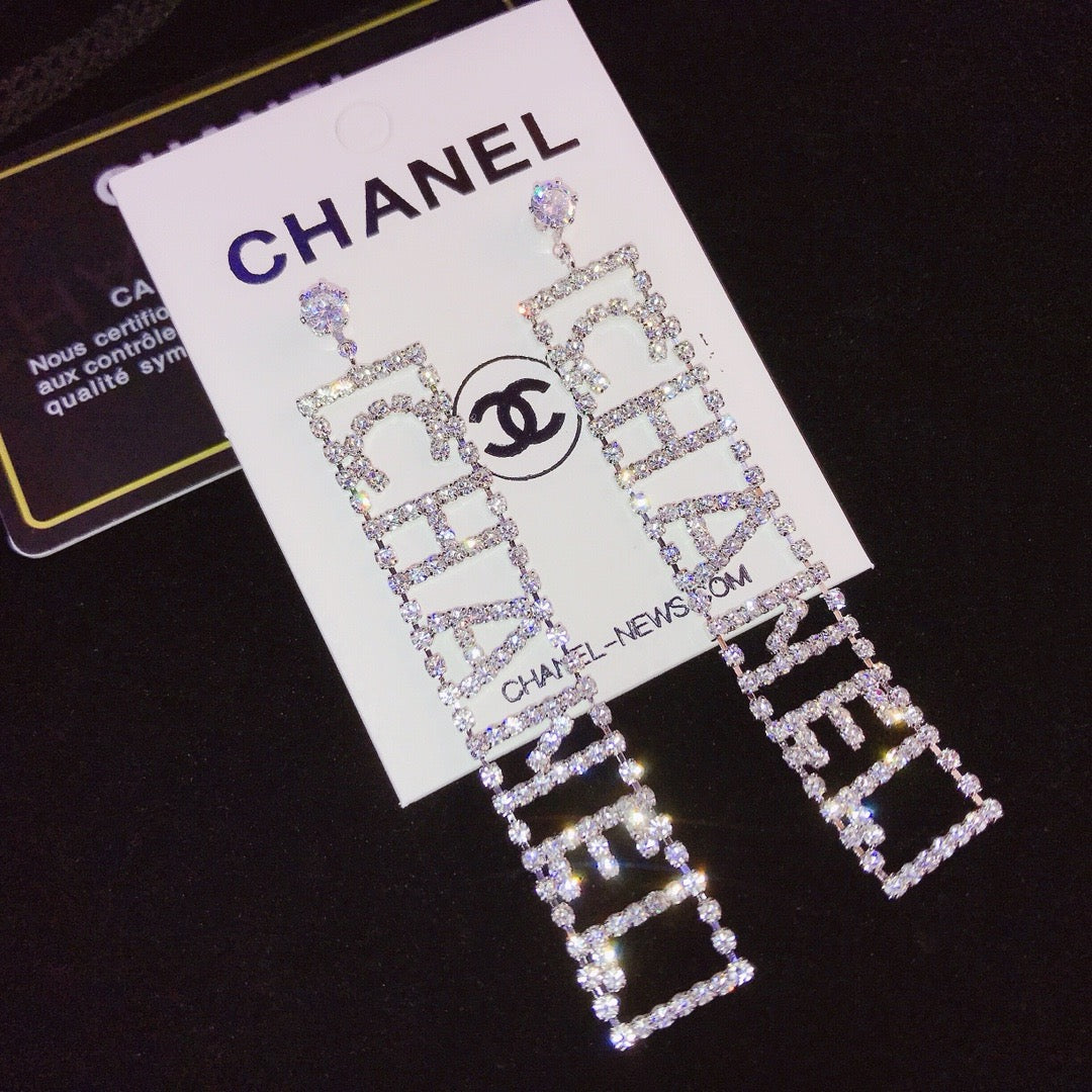 Women's Fashionable Tassel Rhinestone Earrings