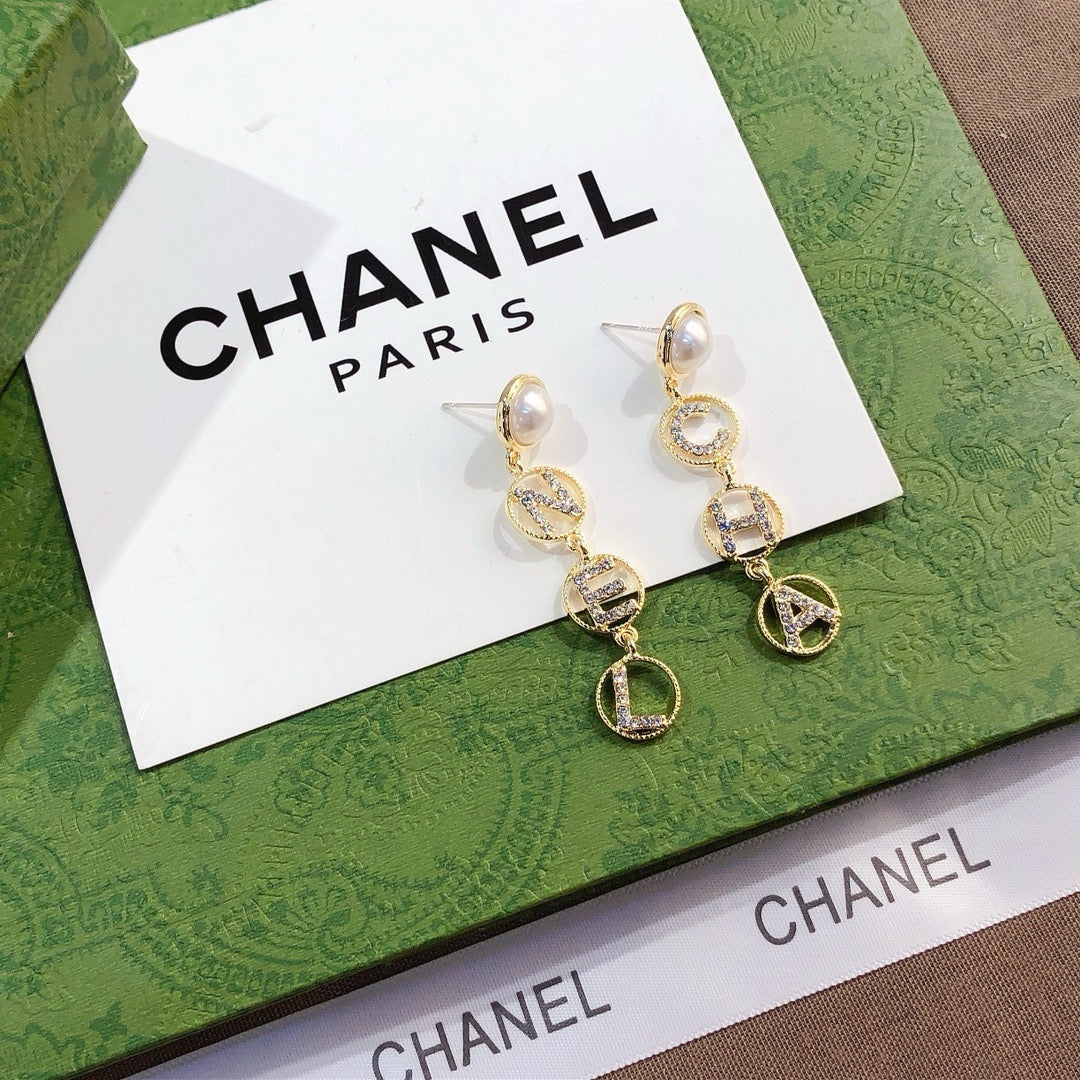 Women's Fashionable Tassel Rhinestone Earrings