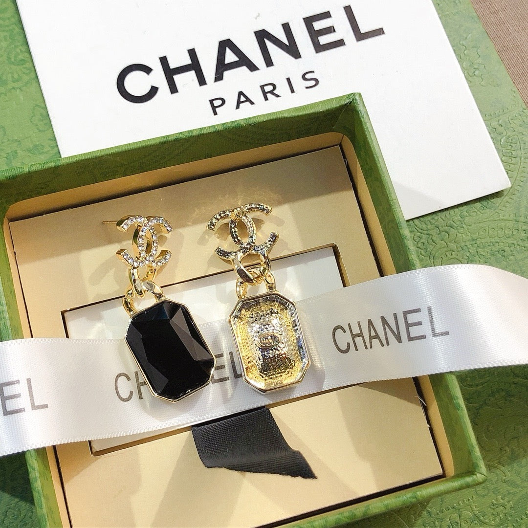 Women's Fashion Rhinestone Earrings