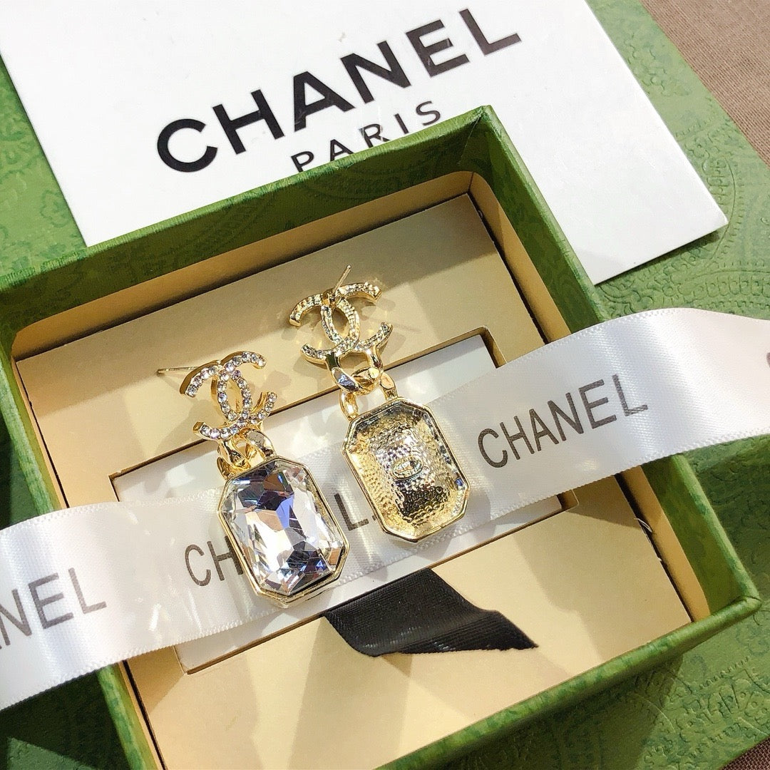 Women's Fashion Rhinestone Earrings