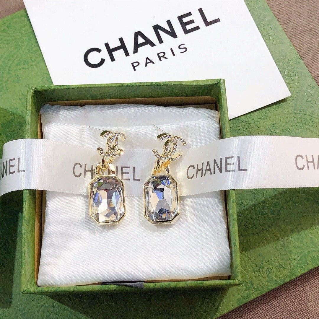 Women's Fashion Rhinestone Earrings