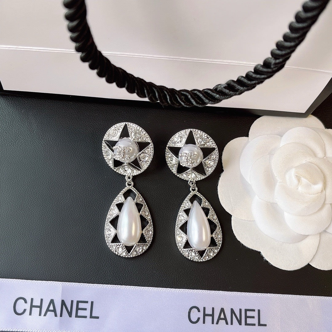 Women's Fashion Vintage Earrings