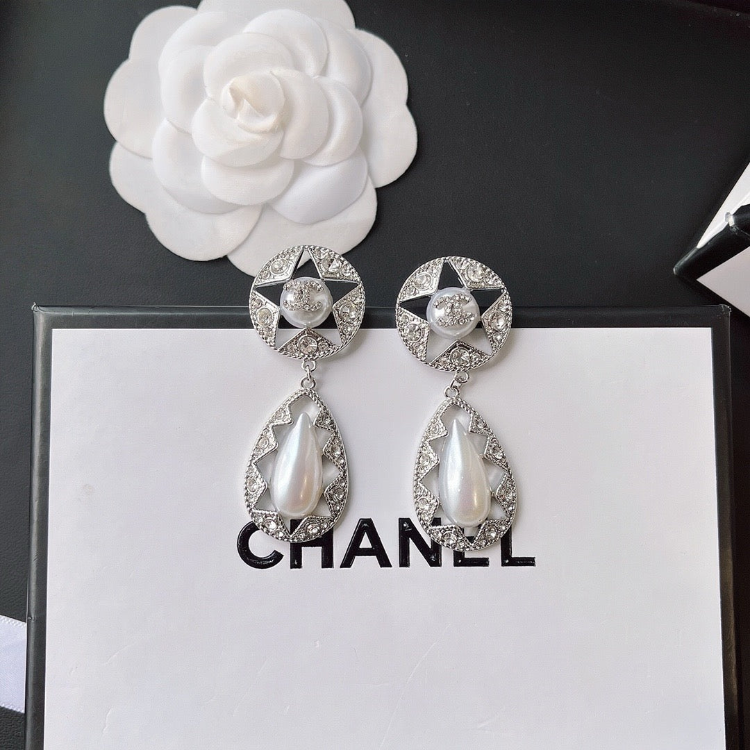 Women's Fashion Vintage Earrings