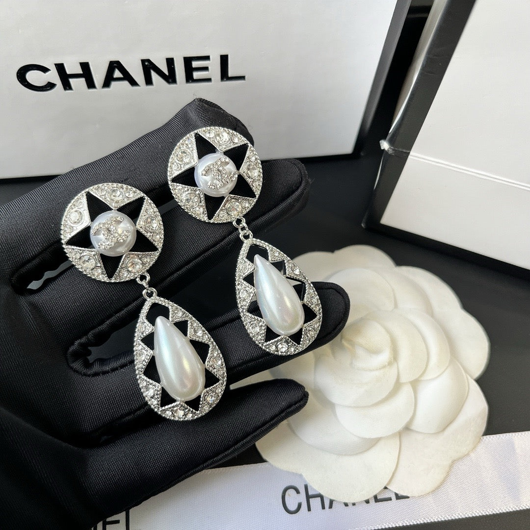 Women's Fashion Vintage Earrings