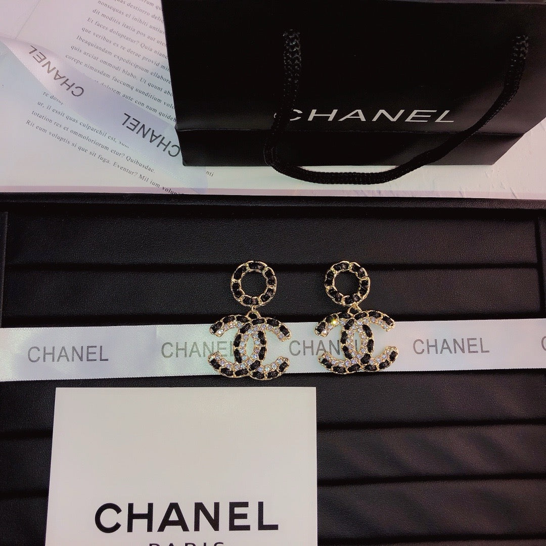 Women's Fashion Rhinestone Earrings